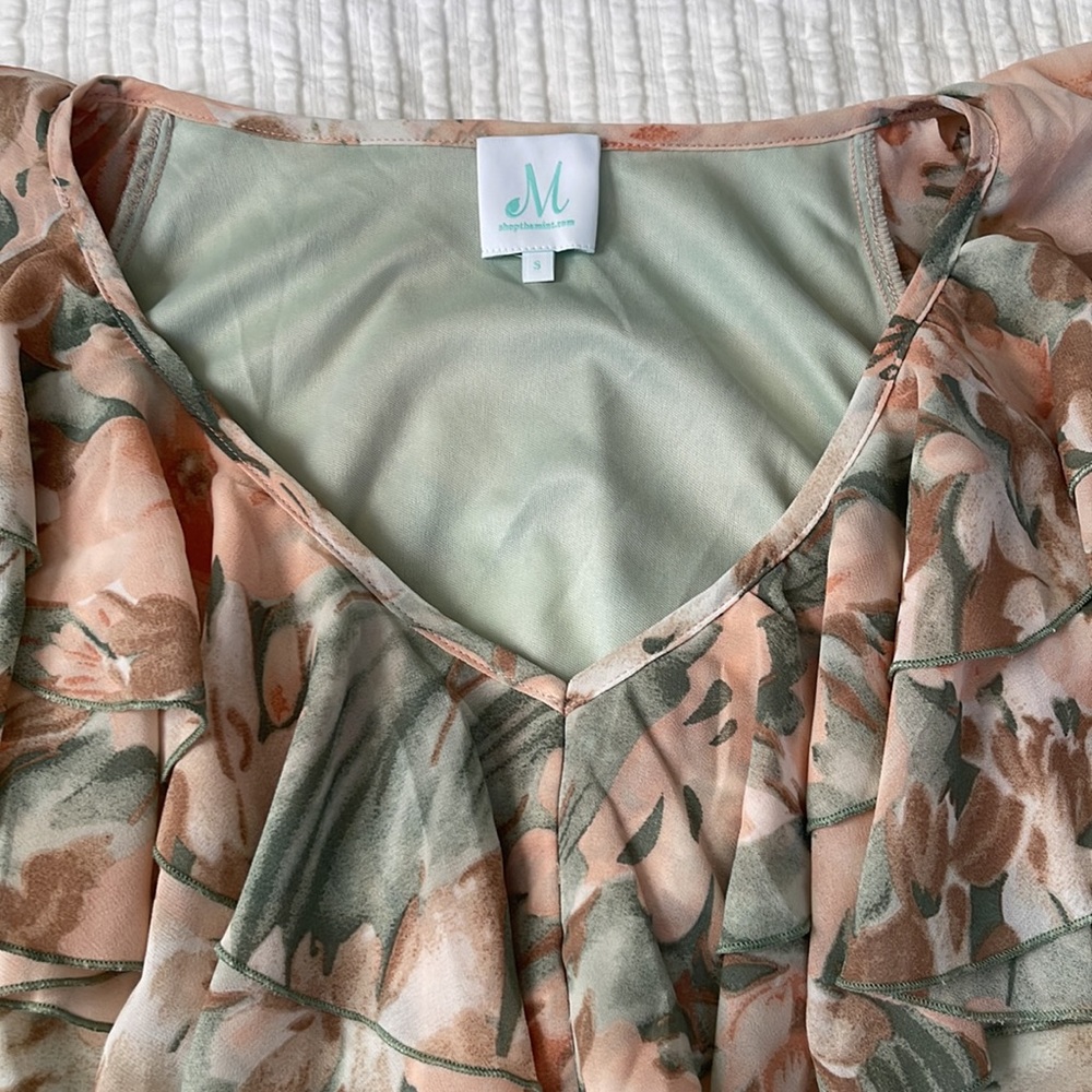 Mint Julep Ruffle Blouse - Picture 2 of 7